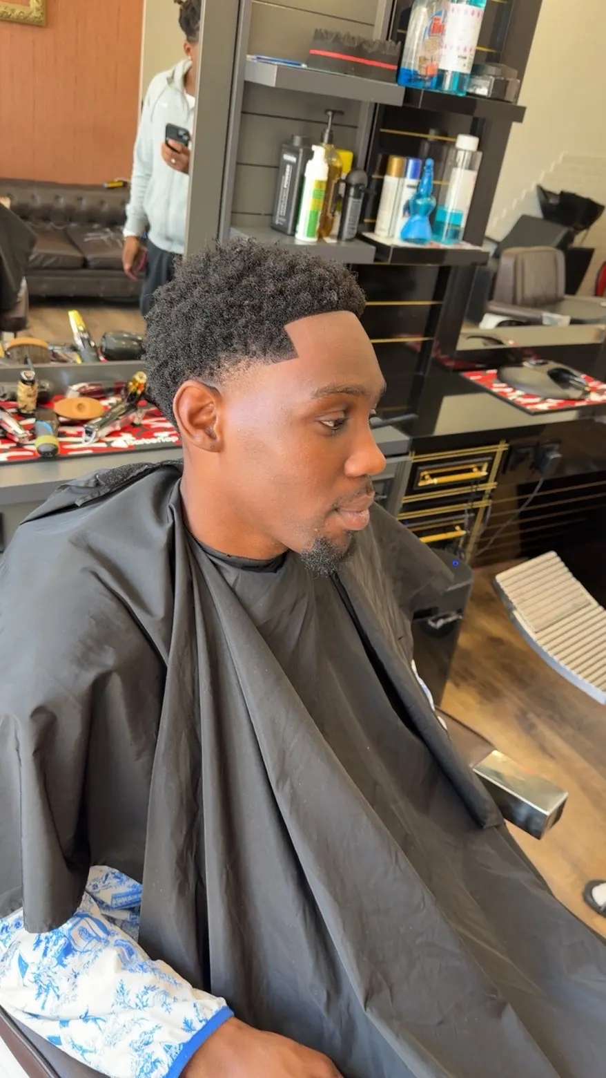 Coupe et contour vue de face